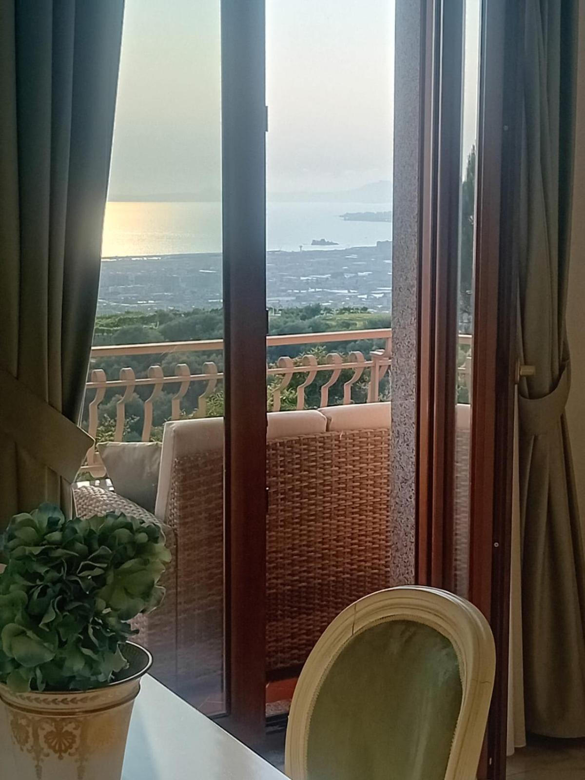La Vigna Del Vento Bed & Breakfast Casola di Napoli Ngoại thất bức ảnh