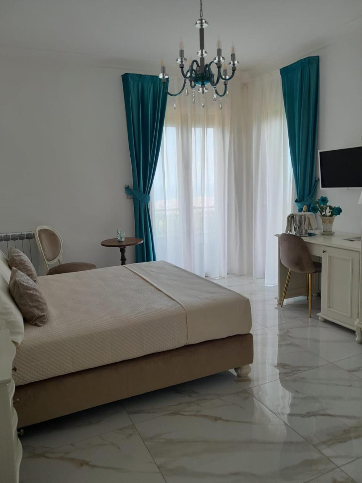 La Vigna Del Vento Bed & Breakfast Casola di Napoli Ngoại thất bức ảnh