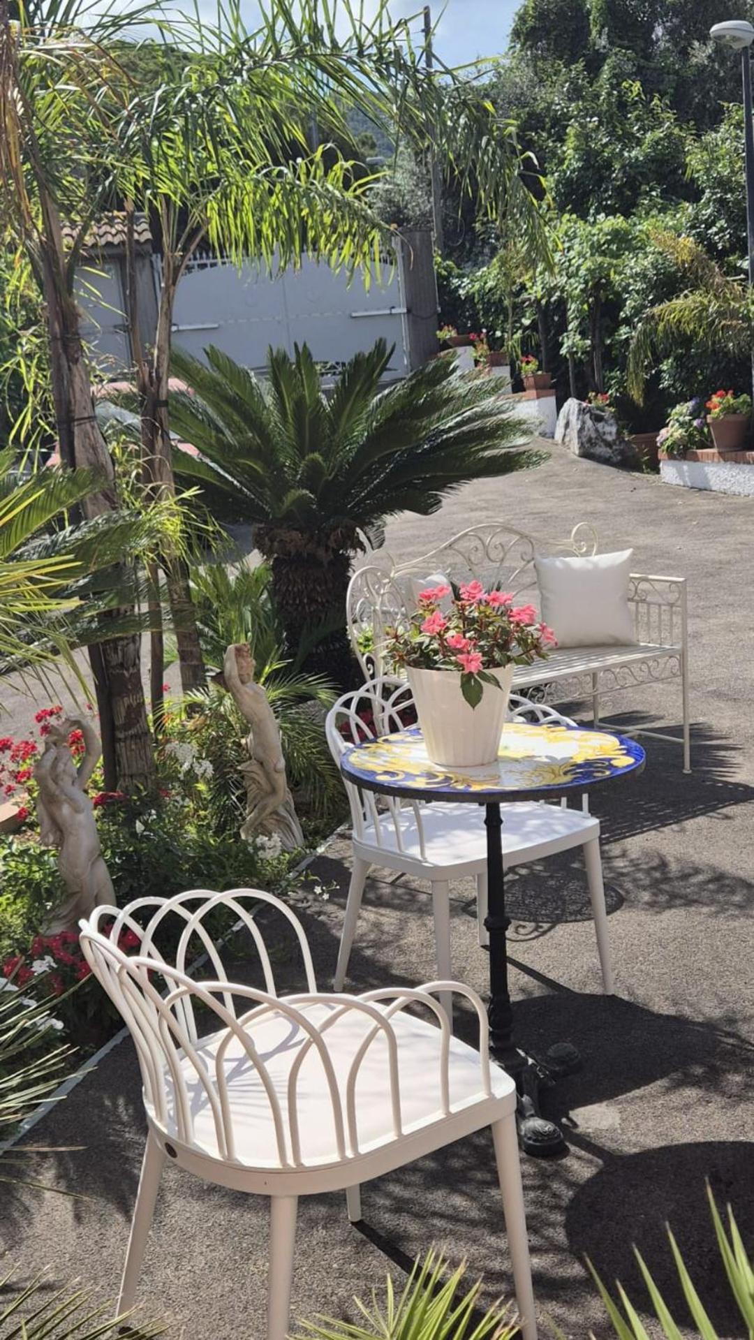 La Vigna Del Vento Bed & Breakfast Casola di Napoli Ngoại thất bức ảnh