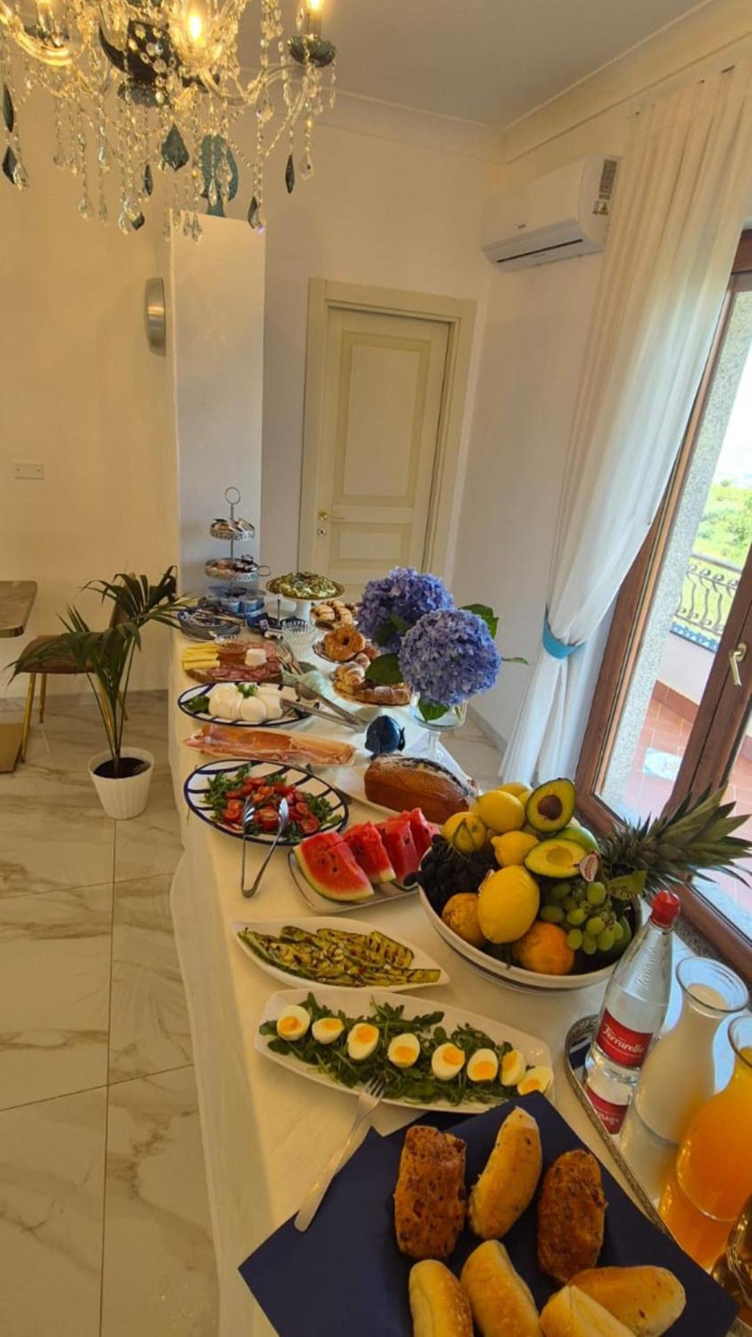 La Vigna Del Vento Bed & Breakfast Casola di Napoli Ngoại thất bức ảnh